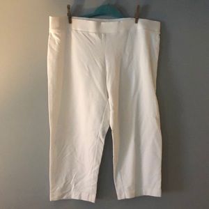 White knit capris